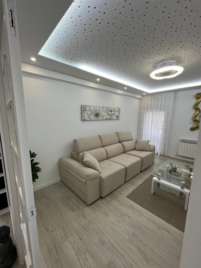Apartamentos C&E อาโร ภายนอก รูปภาพ